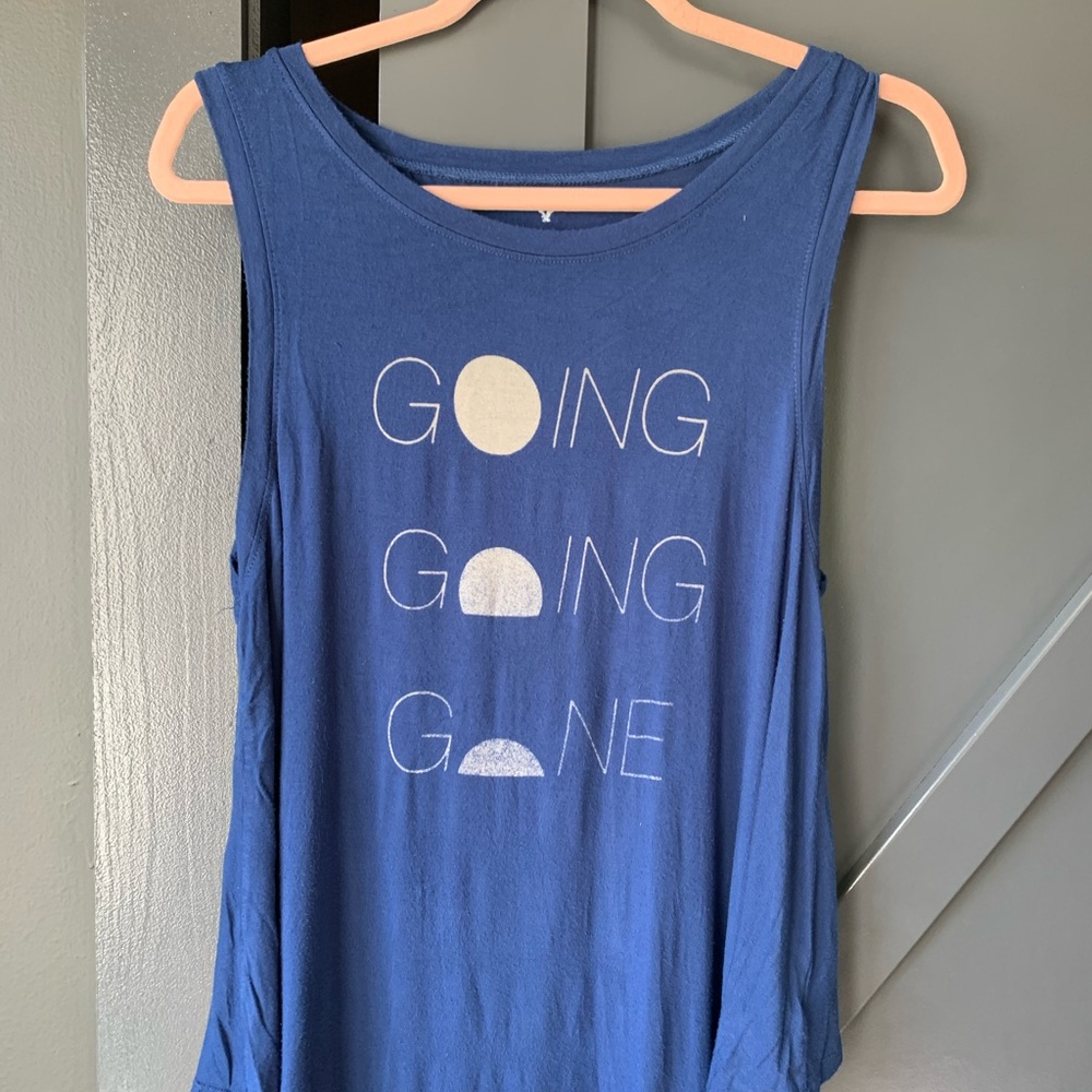 flowy blue top